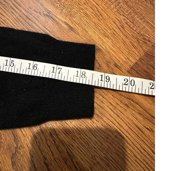 Talbots Women’s Pure Cashmere Crew Neck Sweater Black Size Medium Imperfection - Picture 9 of 9